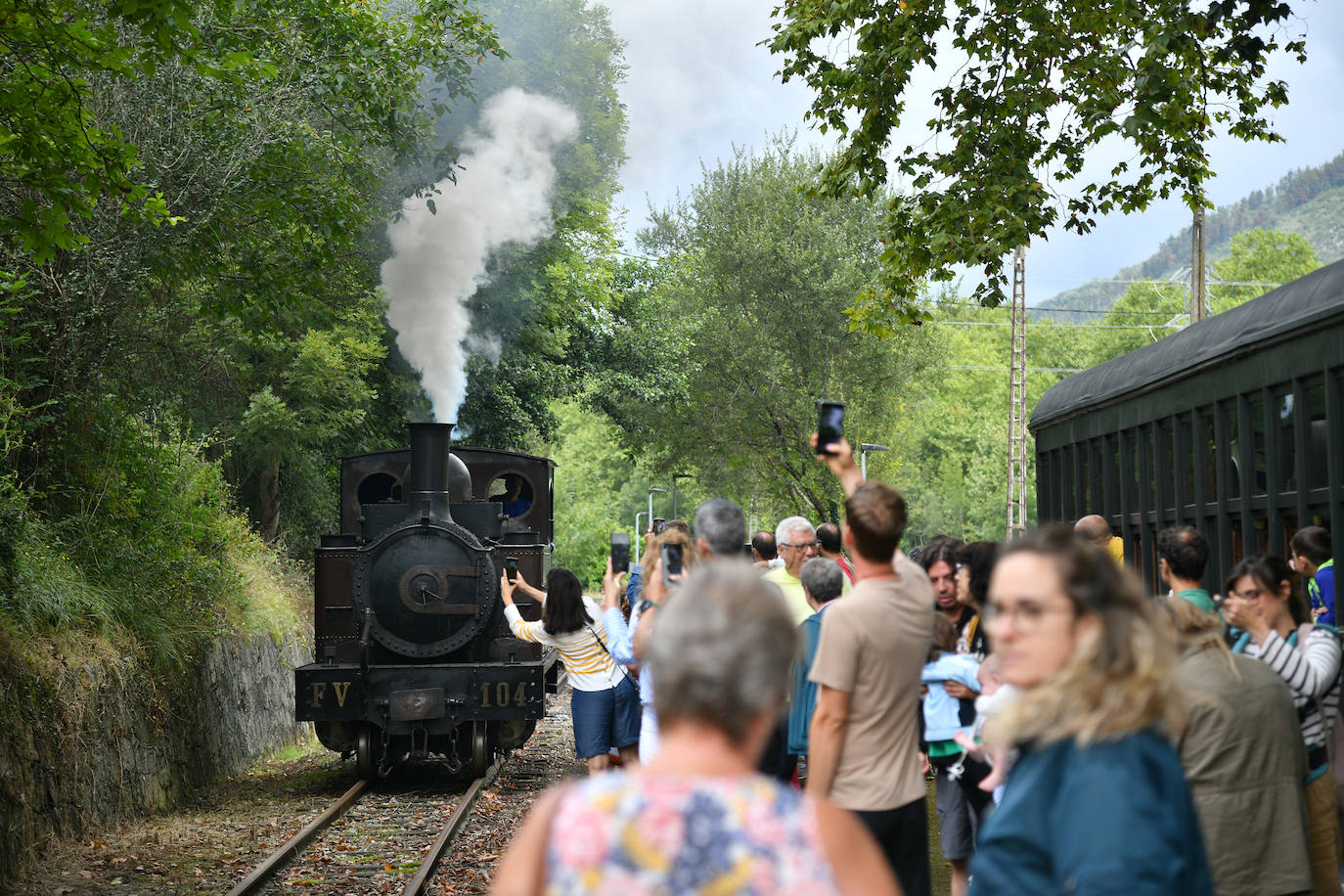 Las mejores imágenes del recorrido del tren de vapor entre Azpeitia y Lasao