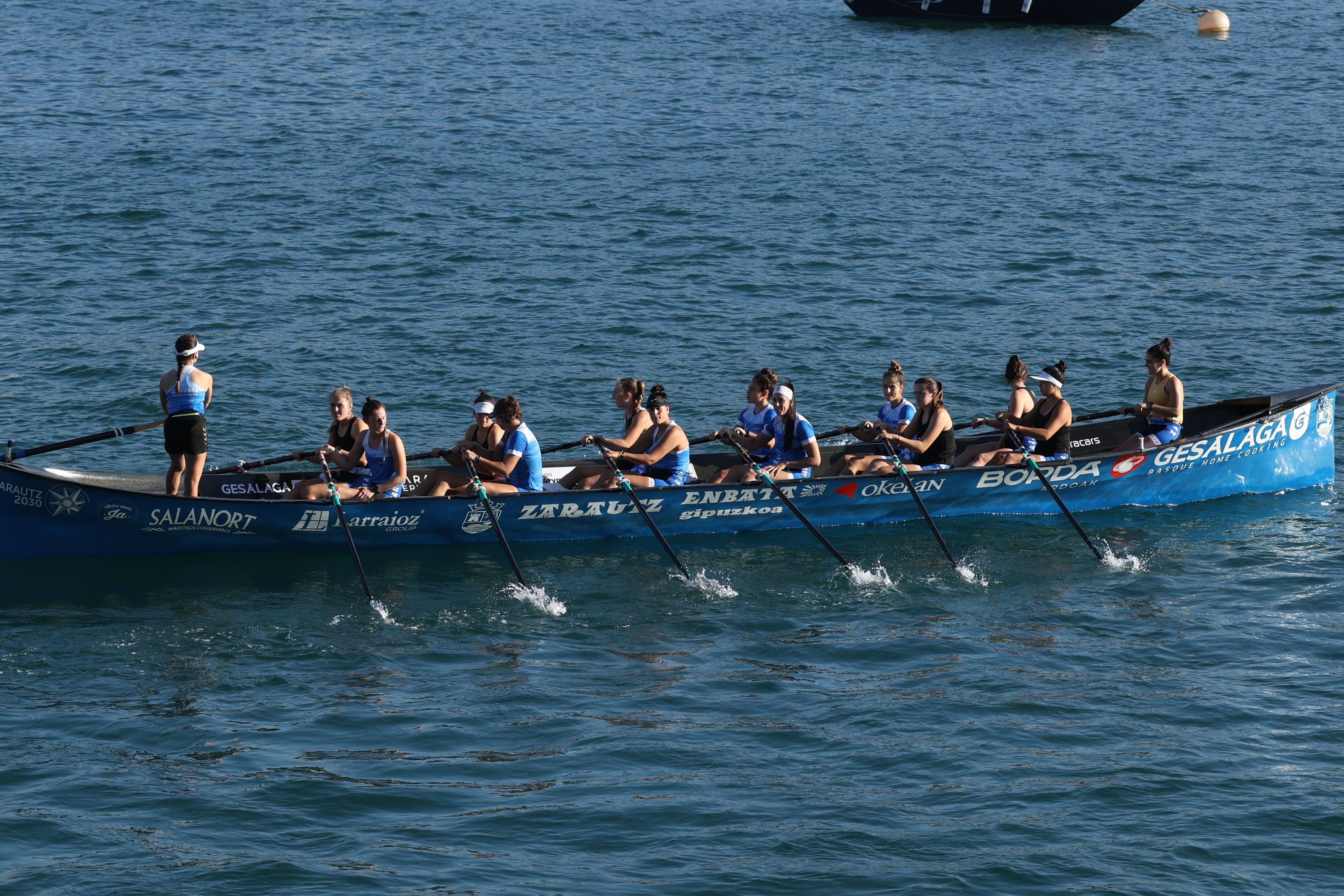 La Enbata durante su entrenamiento el martes en Donostia.