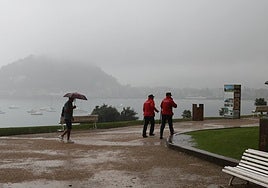 Una vista de la bahía de La Concha desde el palacio de Miramar este jueves por la mañana..