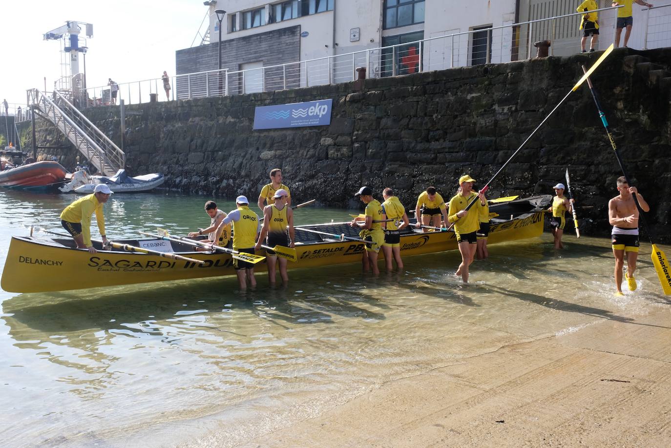 Las mejores fotos del entrenamiento de traineras a la víspera de la Bandera de La Concha
