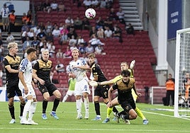 Orri Óskarsson: Juventud, capacidad para correr al espacio y buena finalización con los dos pies