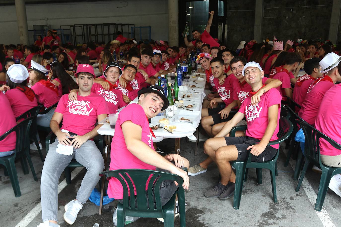 Las mejores imágenes del Día de la Adolescencia y la Juventud de las fiestas de San Bartolomé