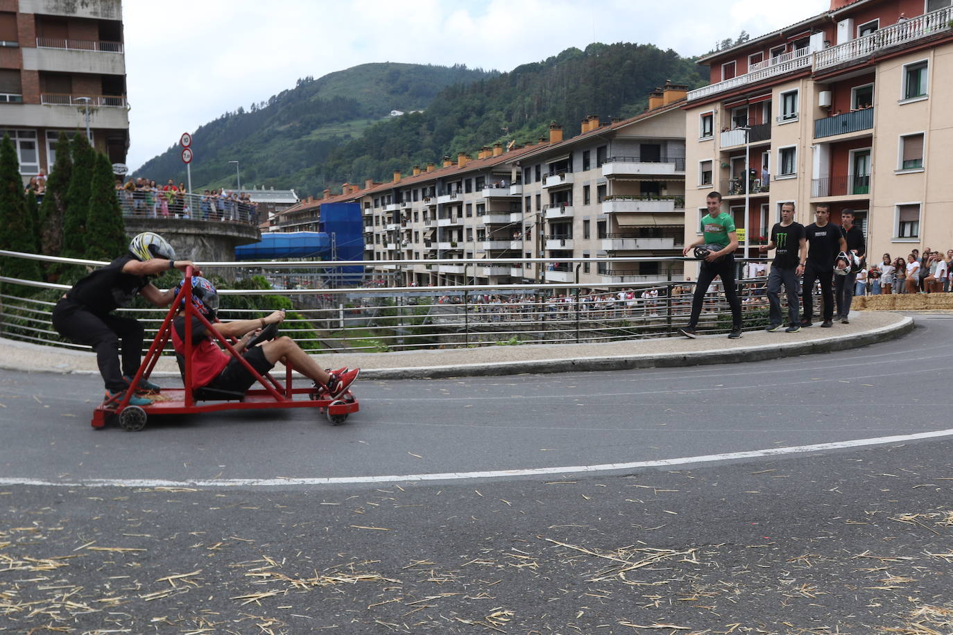 Las mejores imágenes del Día de la Adolescencia y la Juventud de las fiestas de San Bartolomé