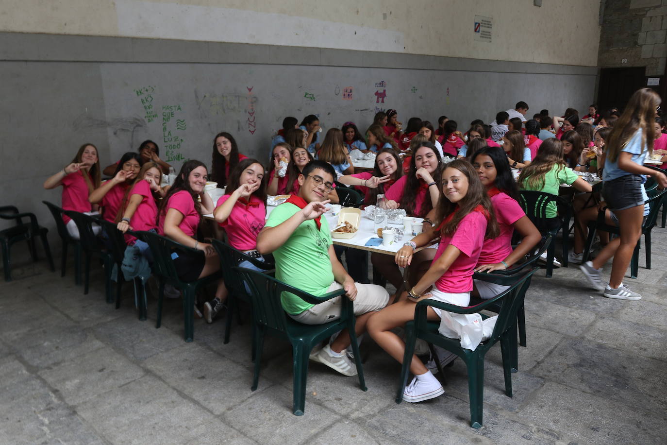 Las mejores imágenes del Día de la Adolescencia y la Juventud de las fiestas de San Bartolomé