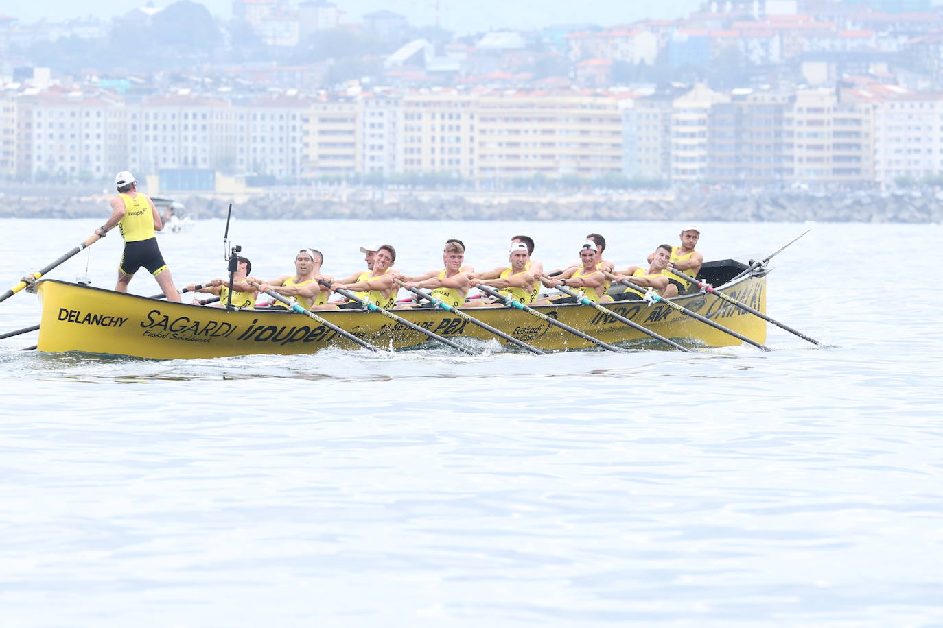 Las mejores imágenes de la regata masculina