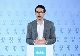 Pello Otxandiano durante el debate electoral de DV