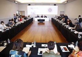 El lehendakari y el consejero de Salud han presidido la primera reunión por el pacto de salud vasco.