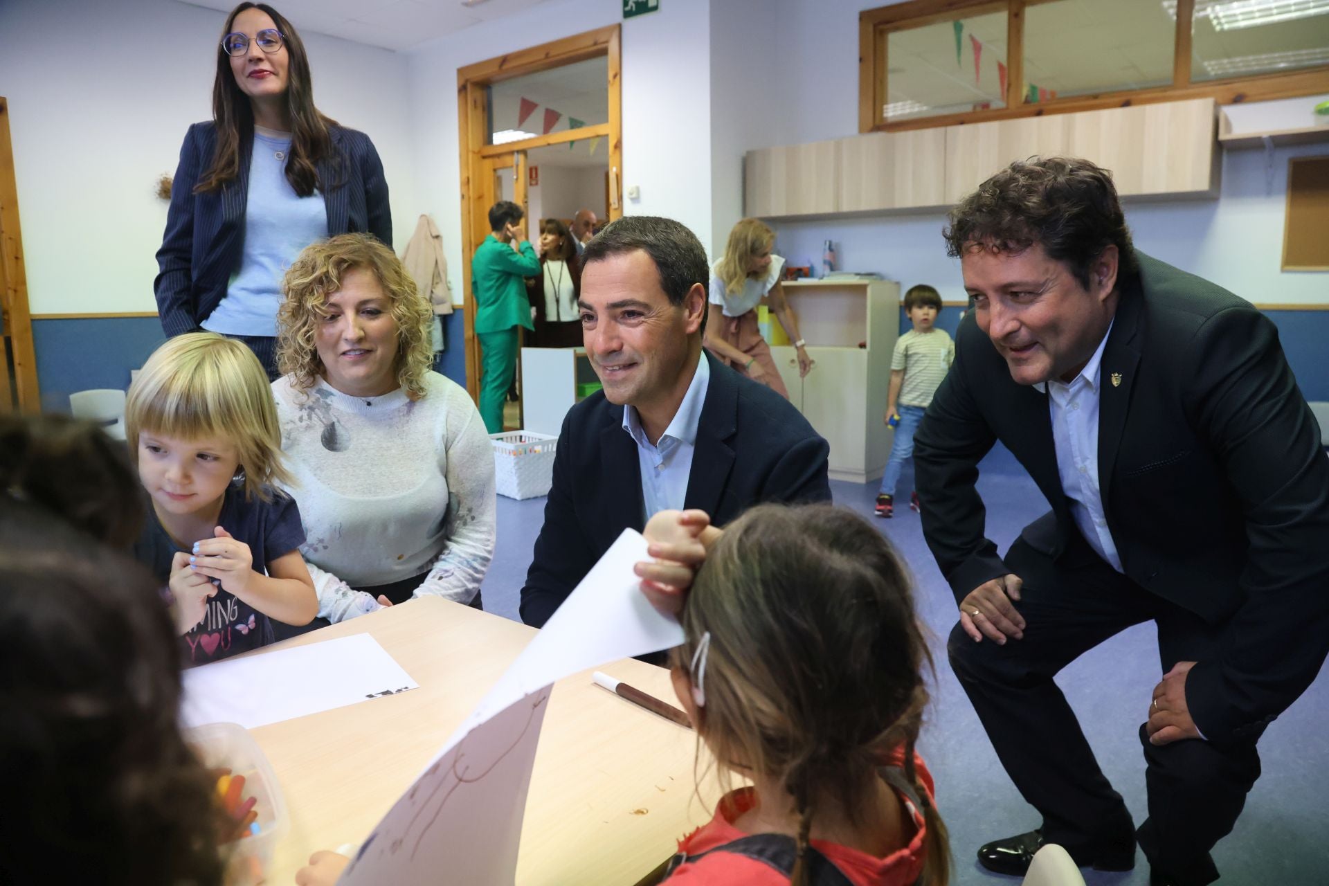 El lehendakari inaugura el curso escolar en el colegio Orokieta de Zarautz