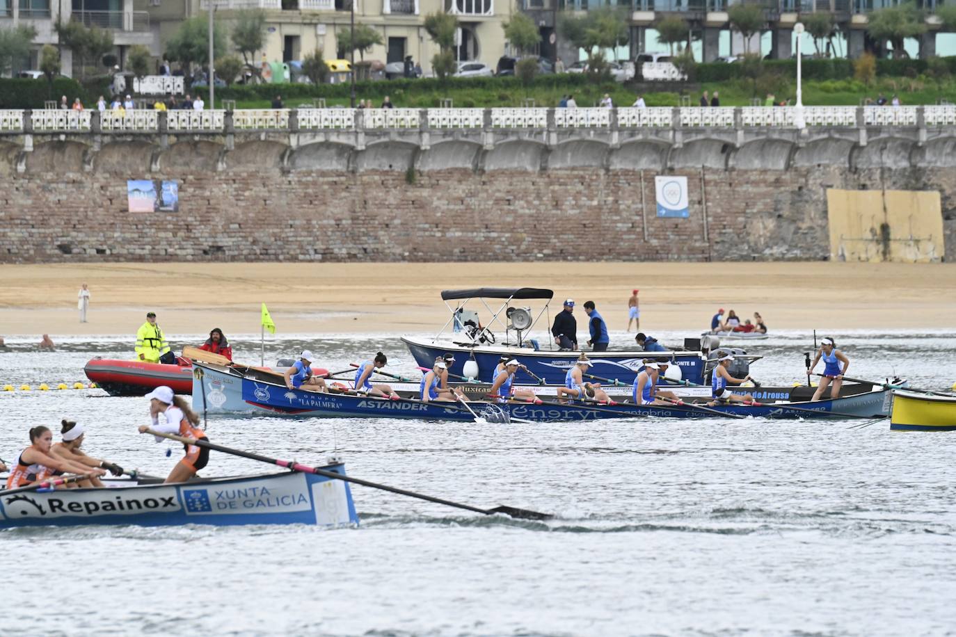 Arraun Lagunak logra su tercera Bandera de La Concha