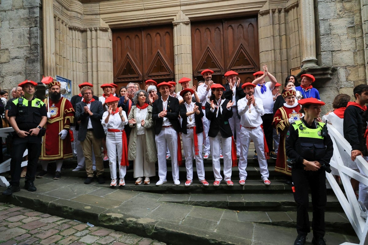 El desfile de la compañía Jaizkibel, en imágenes