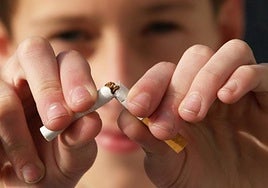 Tolosa inicia una intensa campaña contra el tabaquismo con el inicio del nuevo curso.