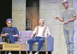 Agirre, Apaolaza eta Hormaza antzezlanaren une batean.