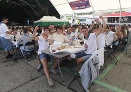 Buen ambiente en la comida de las cuadrillas y la de los jubilados