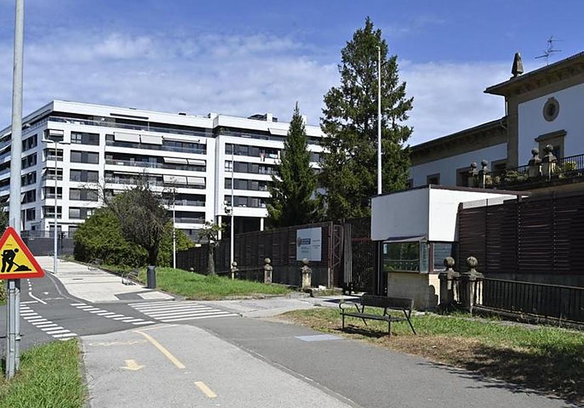 El suceso se registró en un domicilio cerca de la cárcel de Martutene, en cuya garita la víctima pidió ayuda.