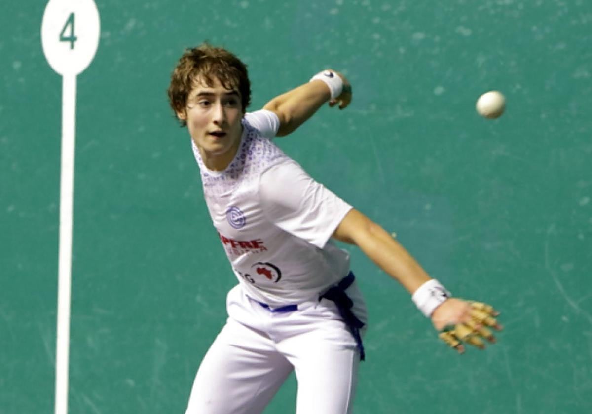 El sénior Ibon Ibarra participará en la nueva edición del Torneo Abanca-EL DIARIO VASCO.