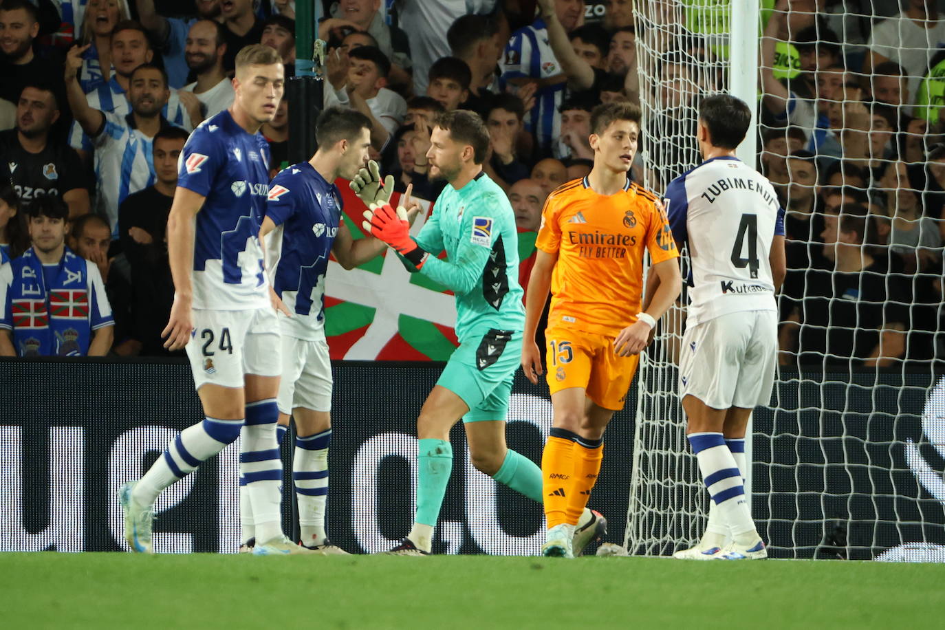 Las mejores imágenes del Real Sociedad - Real Madrid