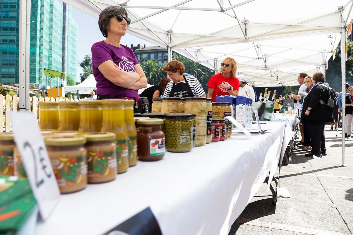 Buen ambiente en la fiesta gastronómica solidaria de Zaporeak