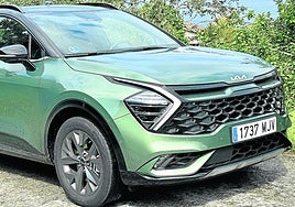 Con una imagen moderna y atractiva, la quinta generacióndel Kia Sportage, y el modelo híbrido (HEV), ofrecen uncomportamiento muy bueno en carretera.