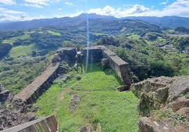 Descubre el castillo de Beloaga con Mendira