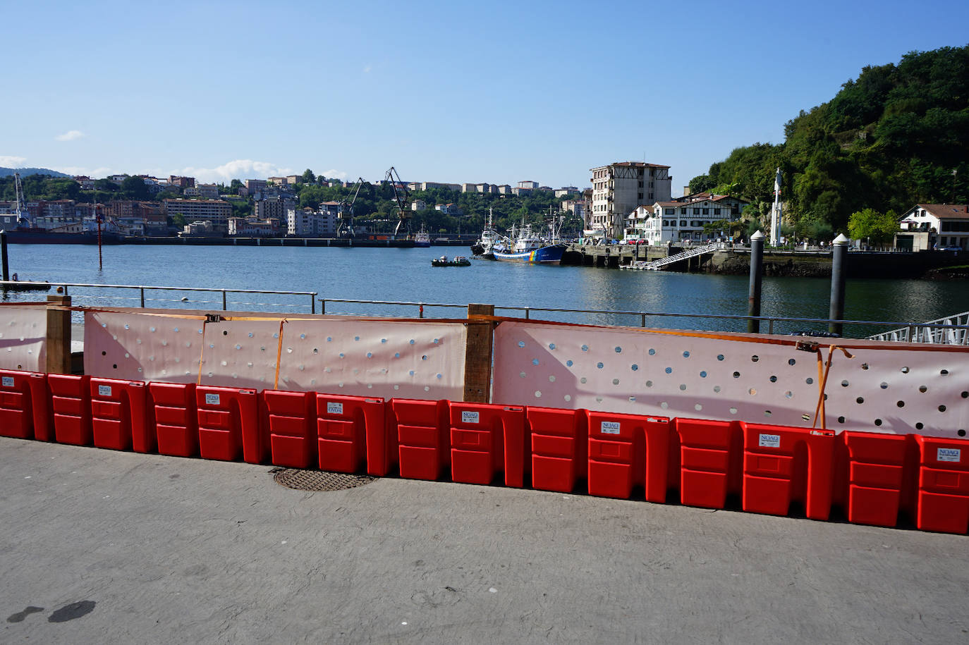 Gipuzkoa se blinda ante las mareas vivas
