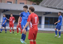 El Tolosa masculino, durante uno de los partidos de pretemporada en Berazubi.