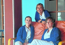 Jone Larrañaga, Ainhoa Canseco y Anais Monteiro.