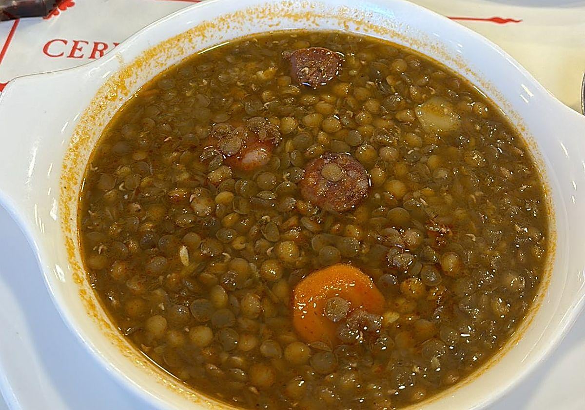 El plato de lentejas que ha puesto patas arribas las redes sociales.