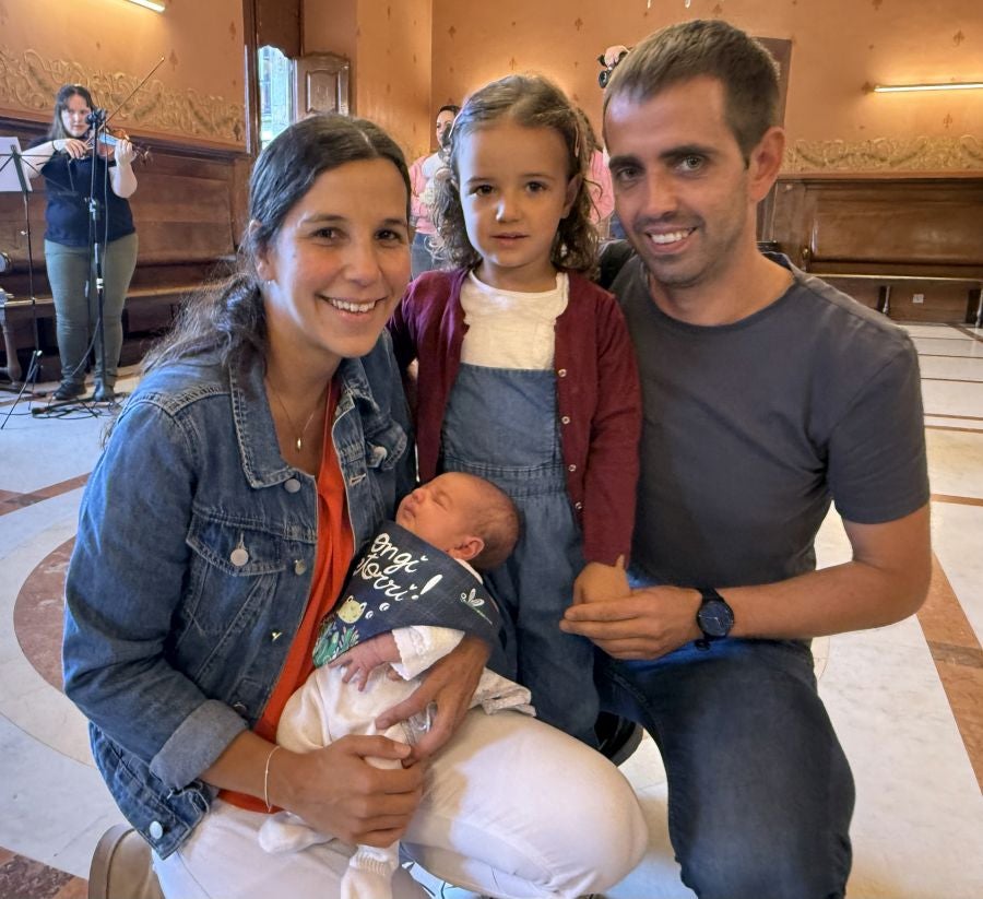 Oñati da la bienvenida a los txantxikis