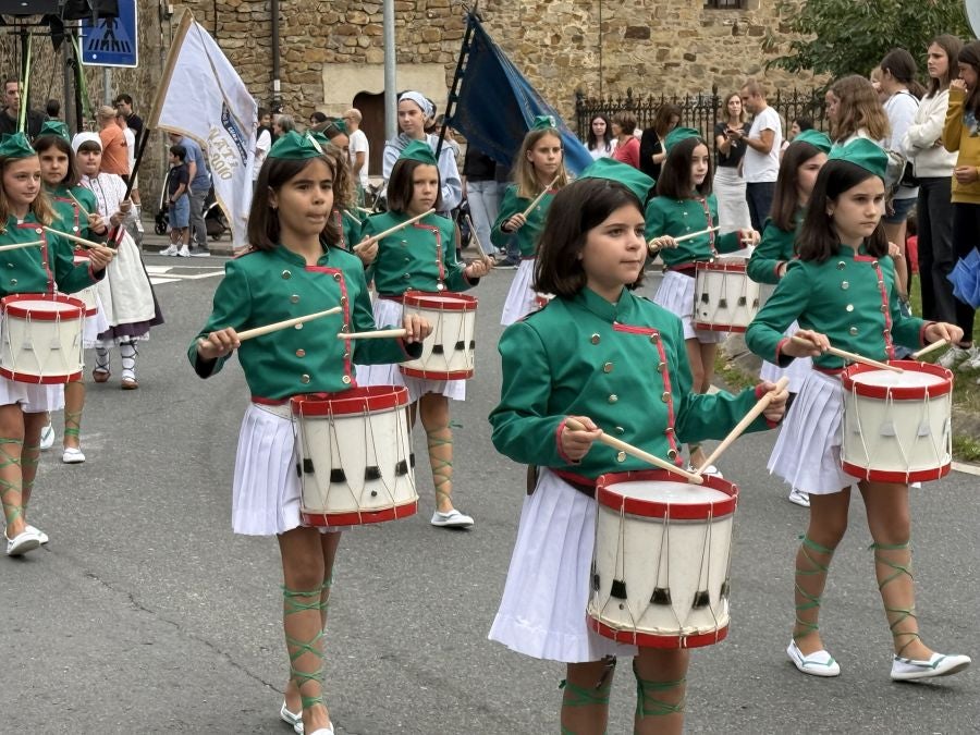 Oñati da la bienvenida a los txantxikis