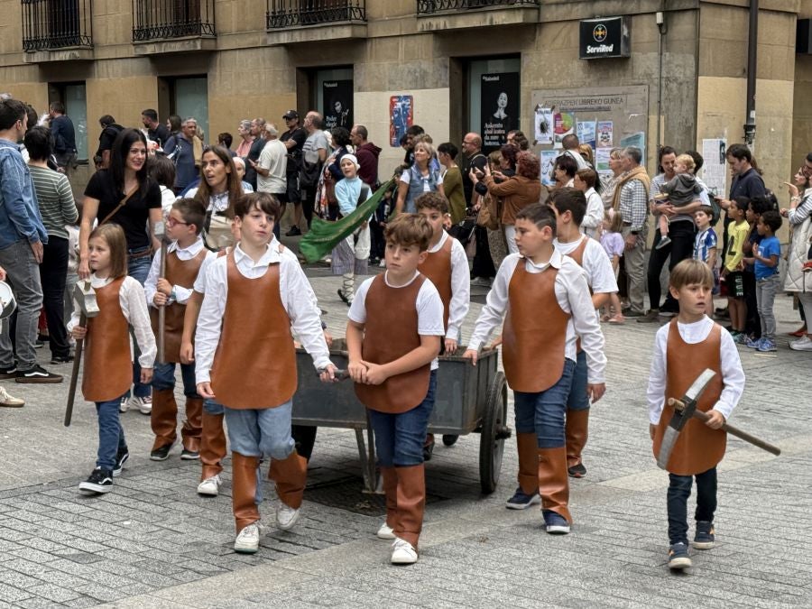 Oñati da la bienvenida a los txantxikis