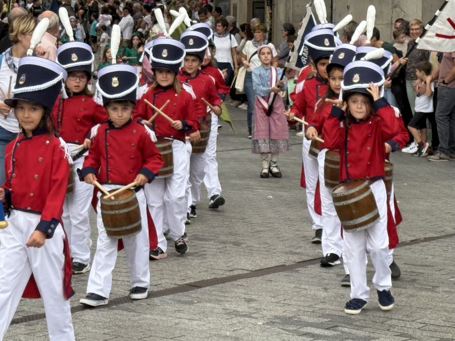 Oñati da la bienvenida a los txantxikis