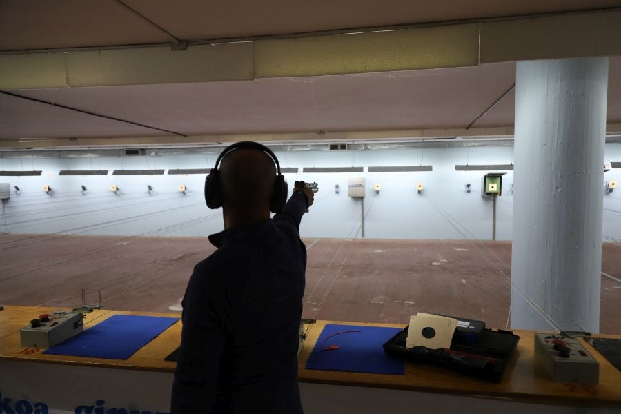 Tiro neumático, un deporte que engancha