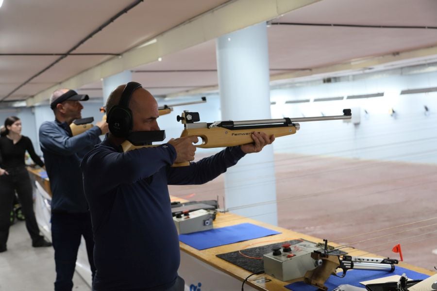 Tiro neumático, un deporte que engancha