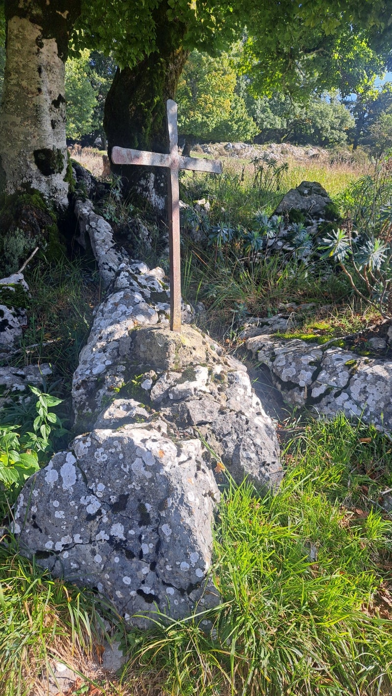 Ruta a la cima de Artxueta