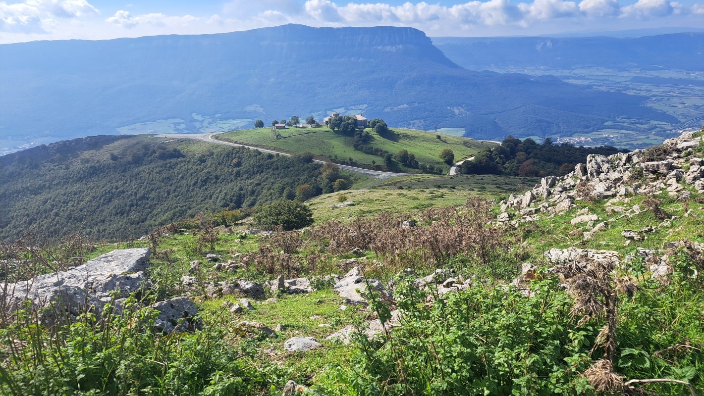 Ruta a la cima de Artxueta