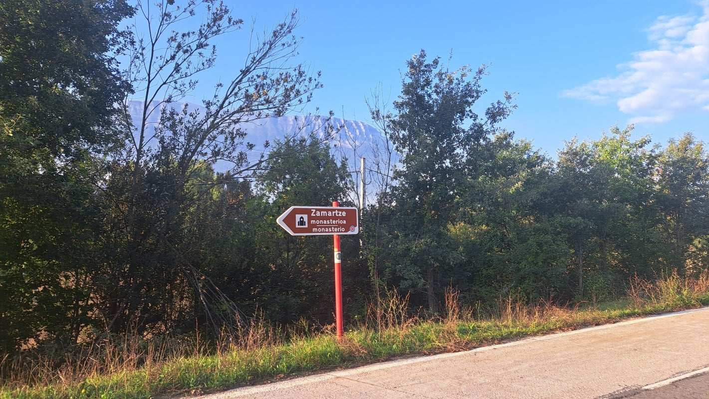 Ruta a la cima de Artxueta