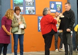 La escuela homenajeó a Karmele Velasco e Imanol Garate.