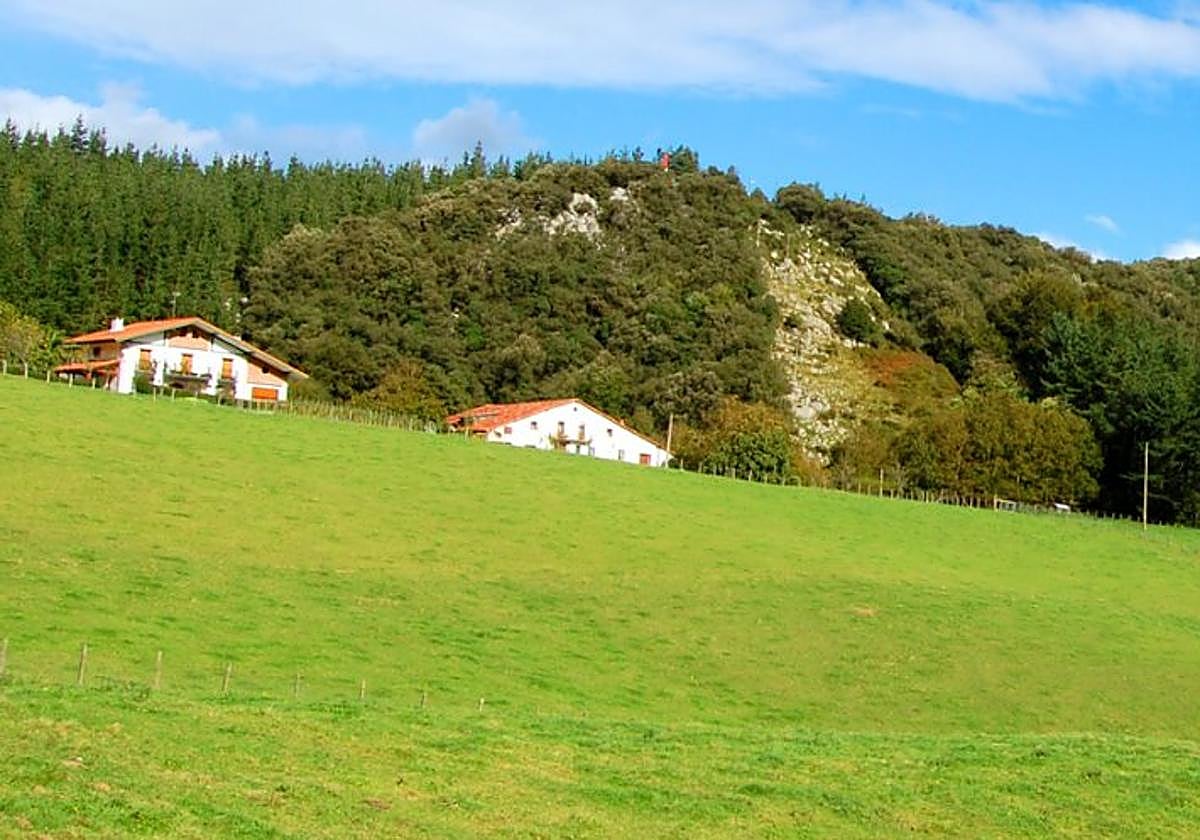 Música, sidra, estrellas y salidas montañeras para disfrutar del fin de semana