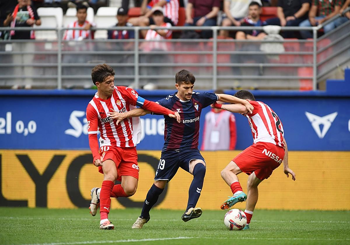 El 1x1 de los jugadores del Eibar ante el Sporting