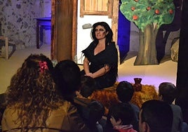 Marimunduko ipuin kontaketan.