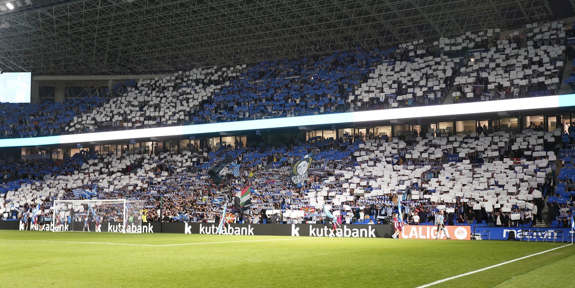 LaLiga remite a Antiviolencia varios cánticos insultantes en el Reale Arena