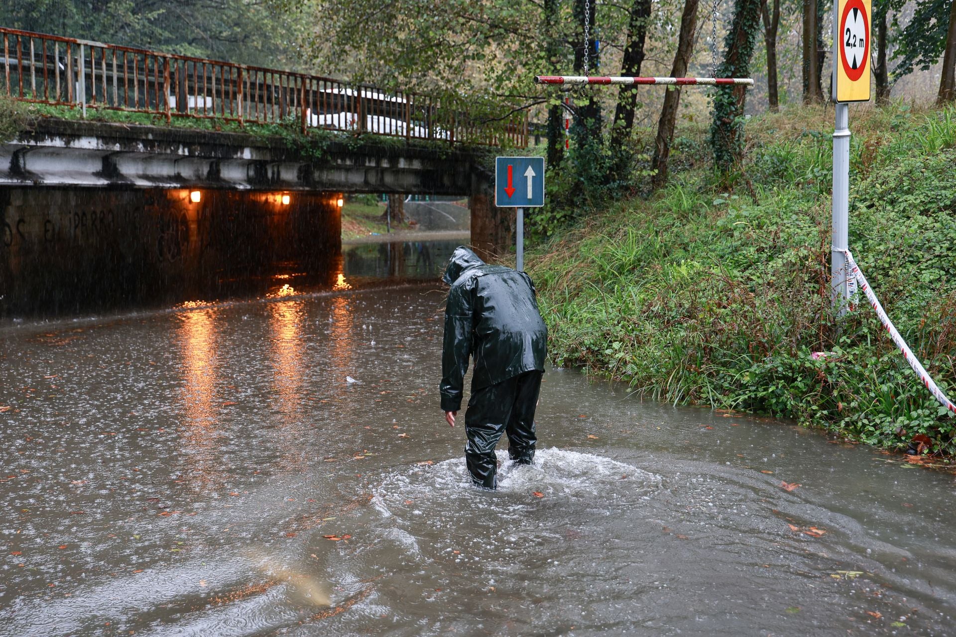 La lluvia hace estragos en el Bidasoa