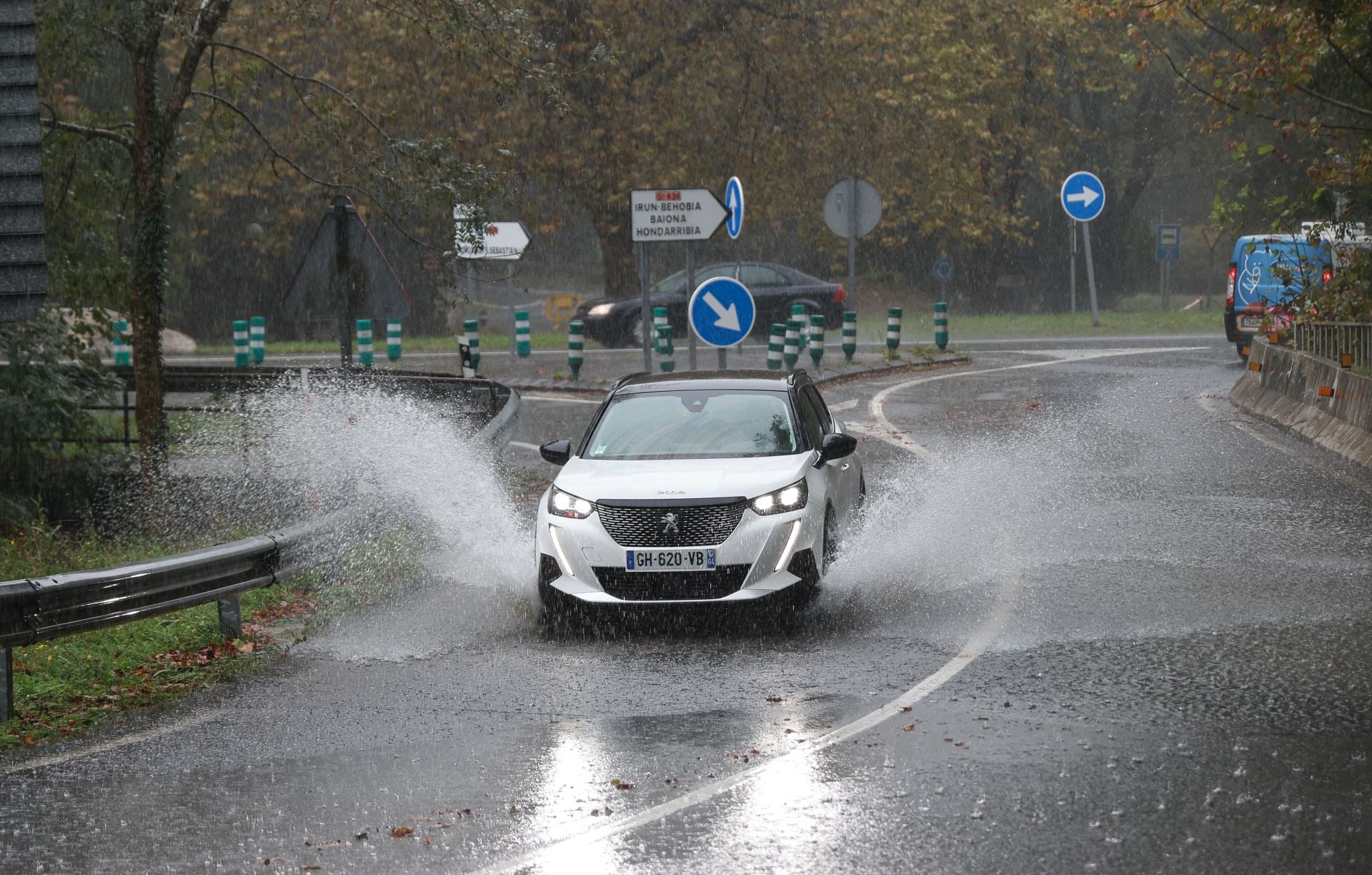 La lluvia hace estragos en el Bidasoa