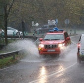 Gipuzkoa, en alerta naranja por lluvias: Inundaciones en Bidasoa, accidentes de tráfico y desprendimientos