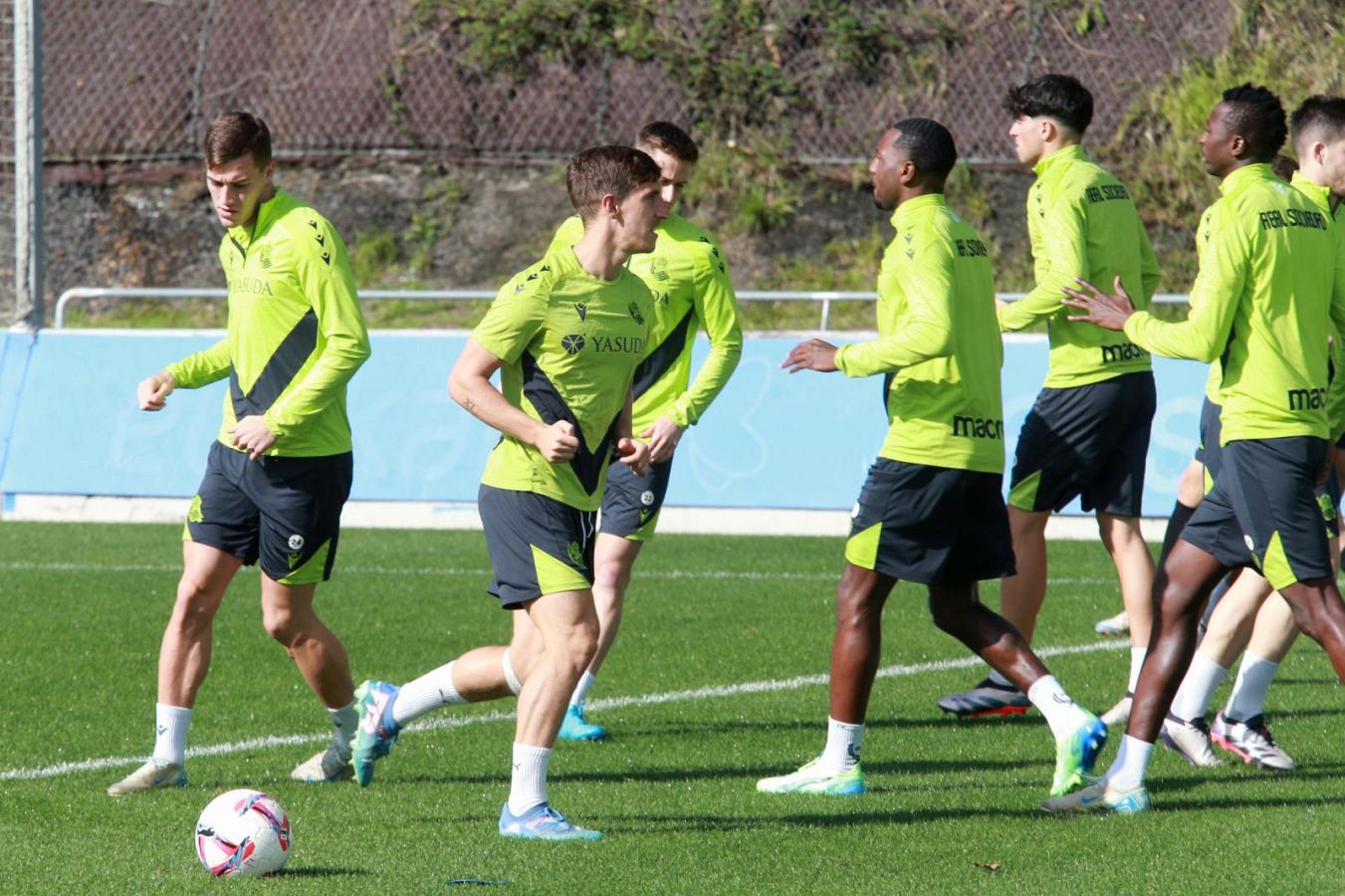 La Real recupera a sus internacionales