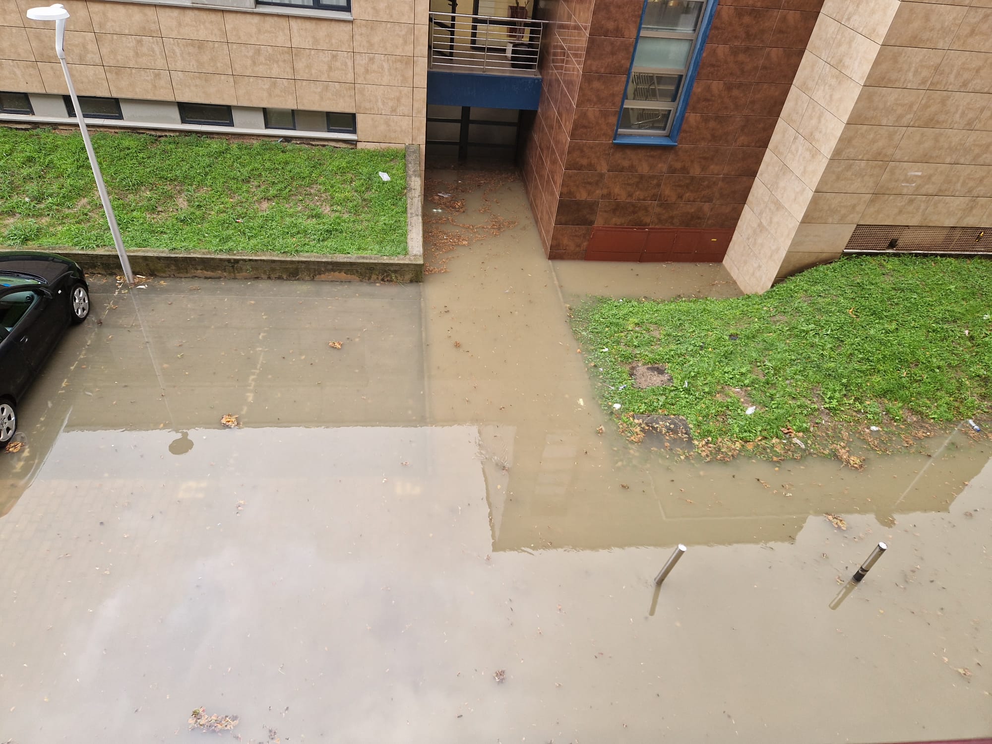 Las fuertes lluvias dejan inundaciones en Zumaia