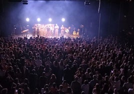 Izaro logró llenar Lekuona Fabrika el pasado sábado con su concierto.