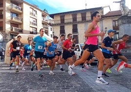 Participantes en el cross popular de Mutriku del pasado año.