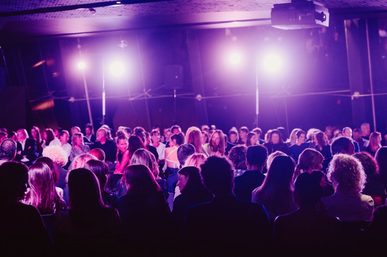 Desfile de Nicolás Montenegro en el Museo Balenciaga