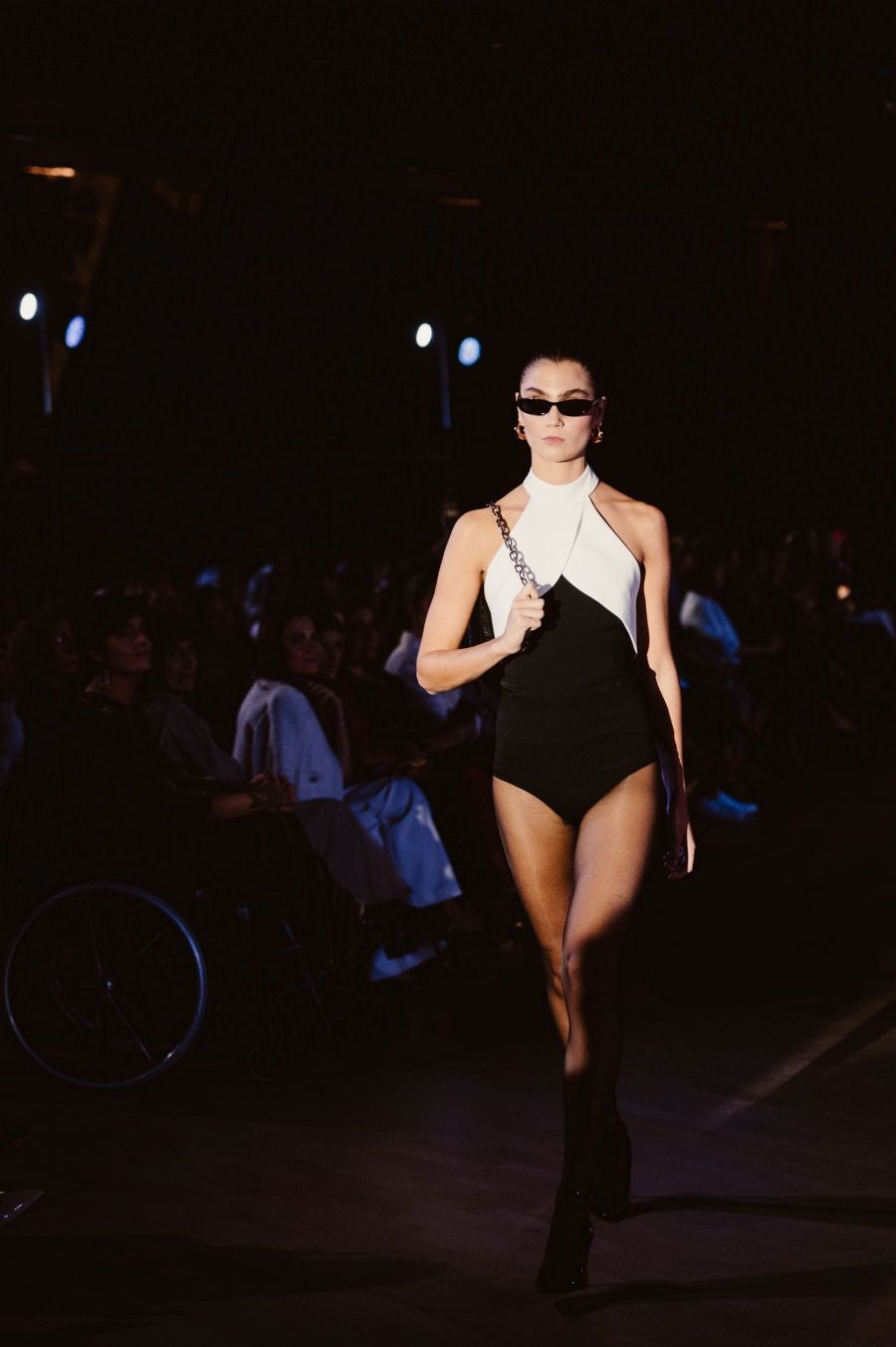 Desfile de Nicolás Montenegro en el Museo Balenciaga